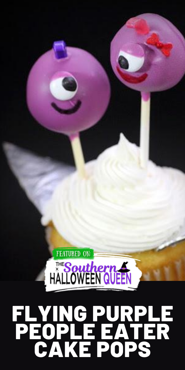 These cake pops look just like Flying Purple People Eaters Cake Pops! They're fun to make and even more fun to eat! via @southernhalloweenqueen