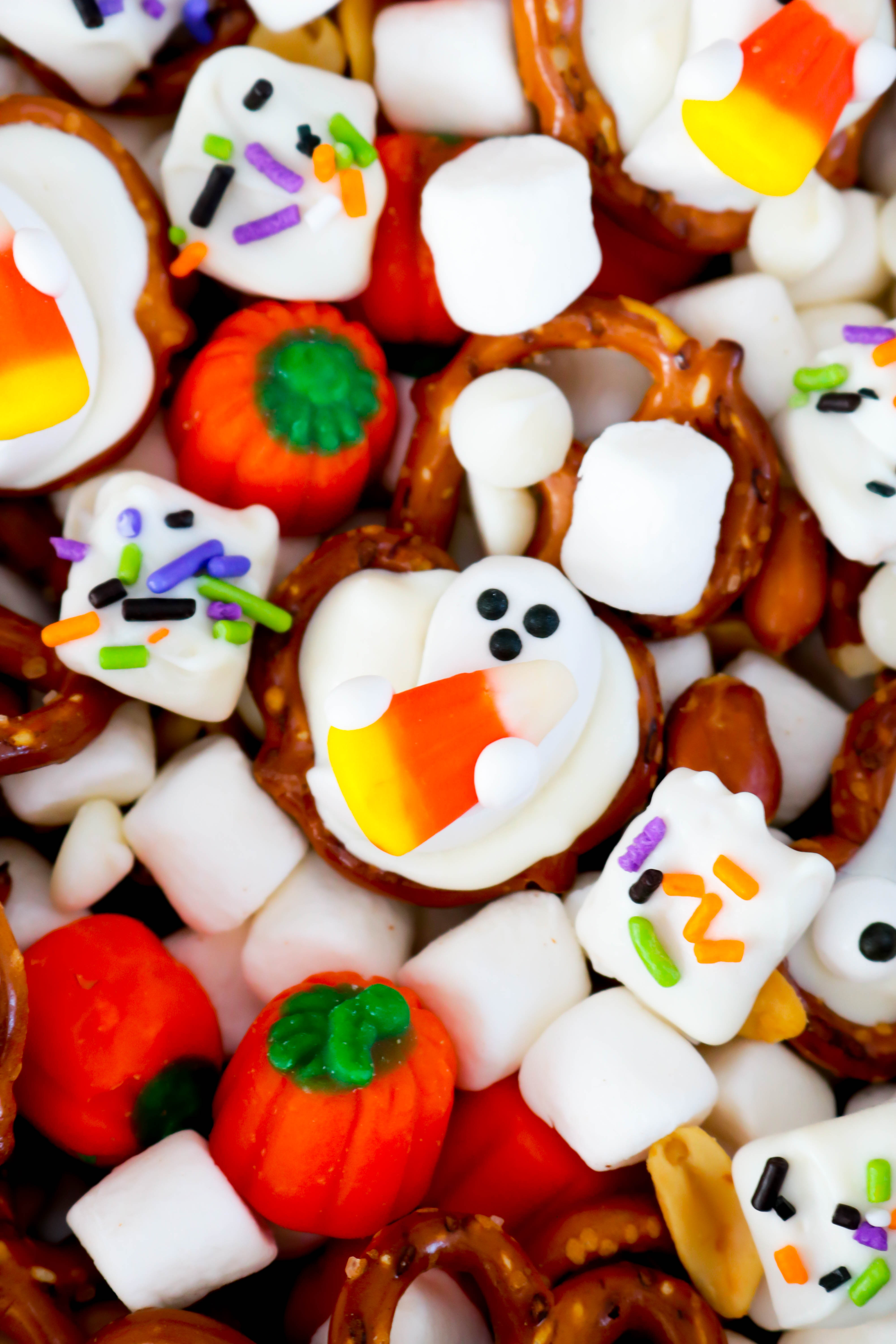 Ghostly Sweet and Salty Snack Mix - The Southern Halloween Queen