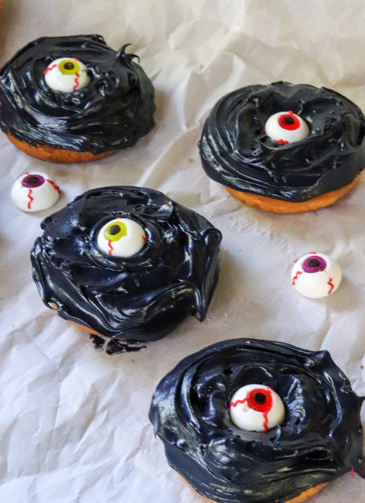 Creepy eyeball Donuts